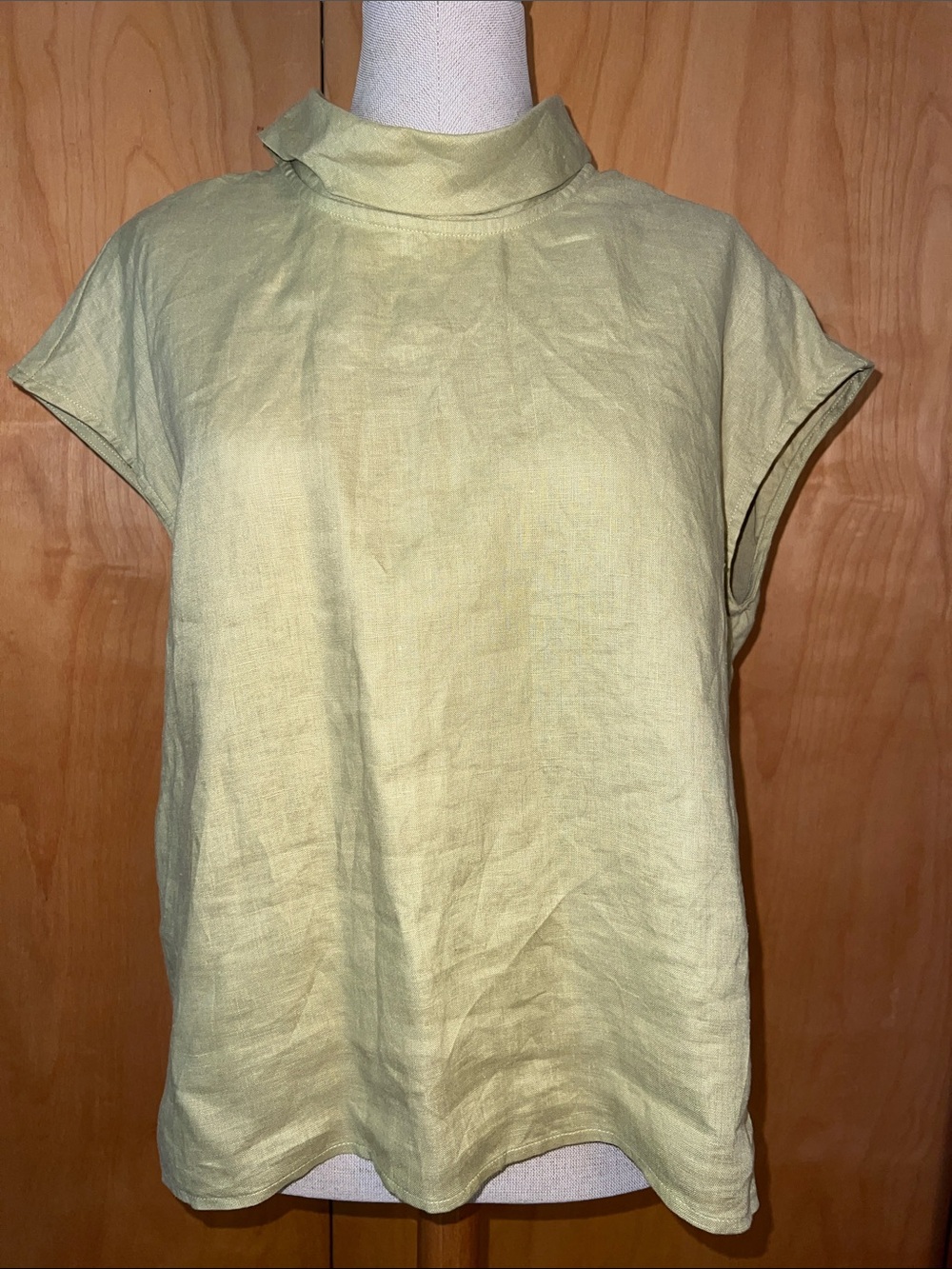 Linen top with Rolled Neck - Picture 13 of 16